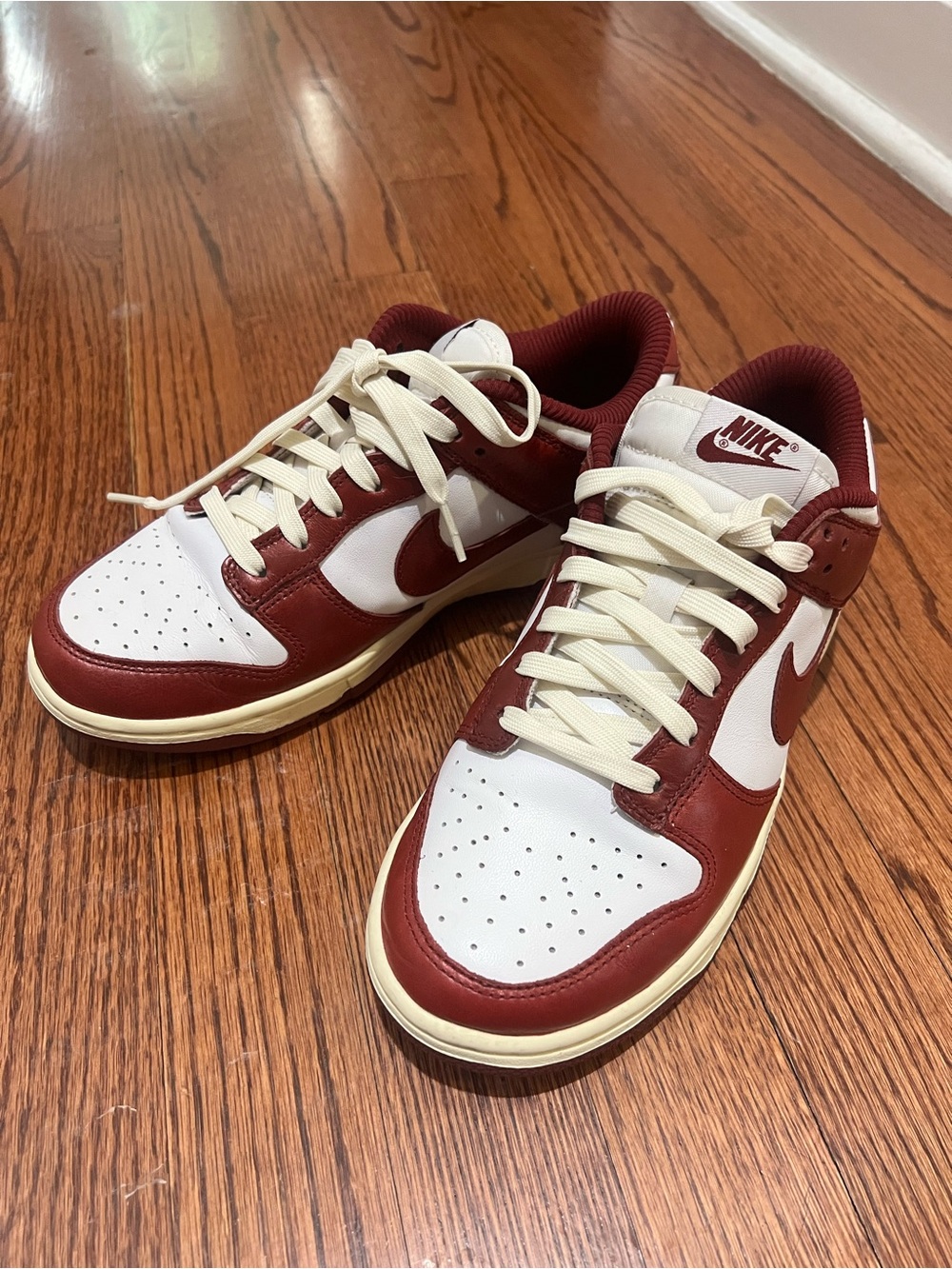 Nike Dunk Low Premium Vintage Red Women’s Size 7.5